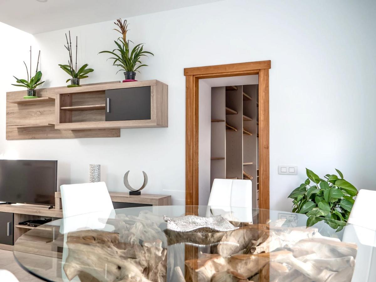 Comfortable House In Tias With Free Parking Kültér fotó