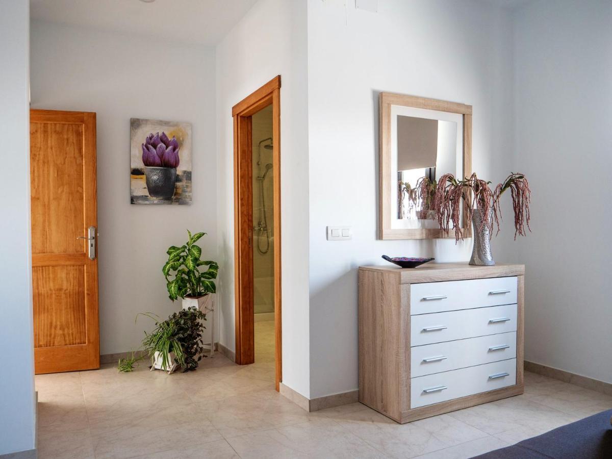 Comfortable House In Tias With Free Parking Kültér fotó